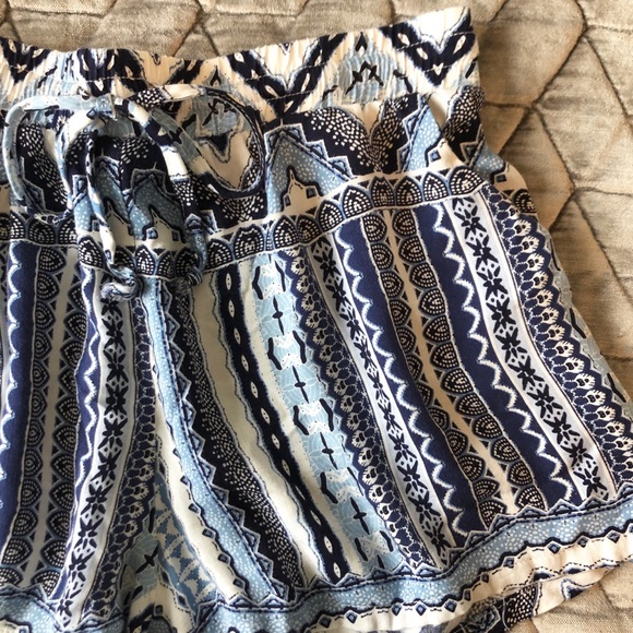 Tribal Shorts - Picture 6 of 6